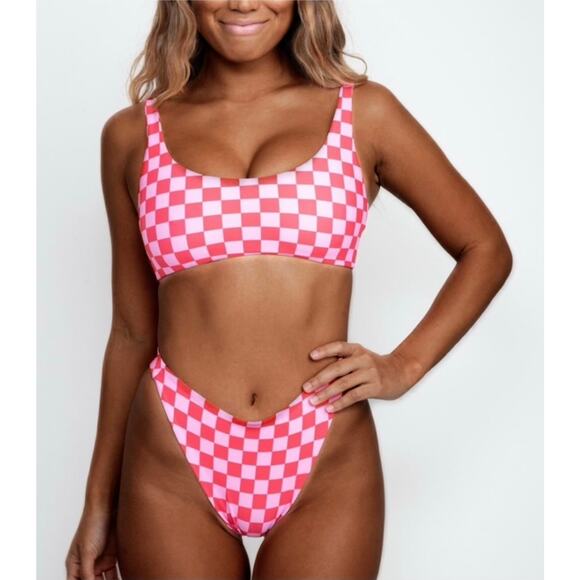 Skatie Other - Skatie• ‘Maya’ Bikini Top in DAYTONA